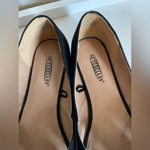 Seychelles Black Crisscross Peep-Toe Flats - Picture 6 of 6